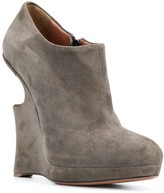 Thumbnail for your product : Alaïa Pre Owned Sculptured Platform Ankle Boots
