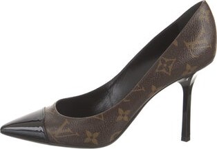 Louis Vuitton Monogram Pumps