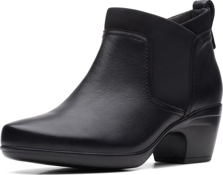 clarks chelsea boots women