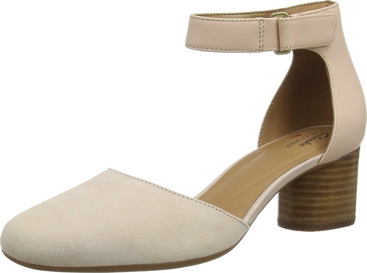 clarks ladies pink sandals