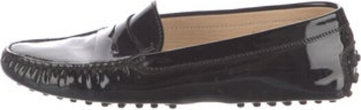 Tod's Patent Leather Loafers Black Round-Toes Includes Dust Bag