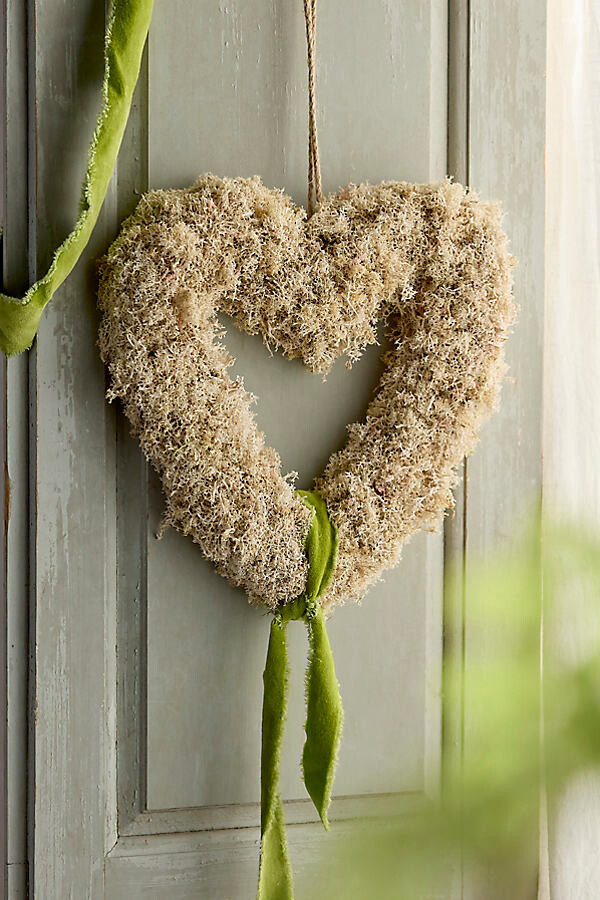 Preserved Reindeer Moss Heart Wreath