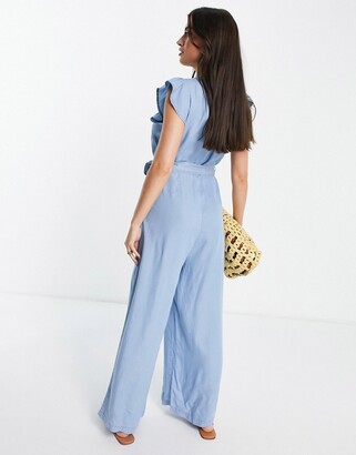 serie Oprechtheid blaas gat Vero Moda chambray jumpsuit with frill sleeve in blue - ShopStyle Plus Size  Clothing