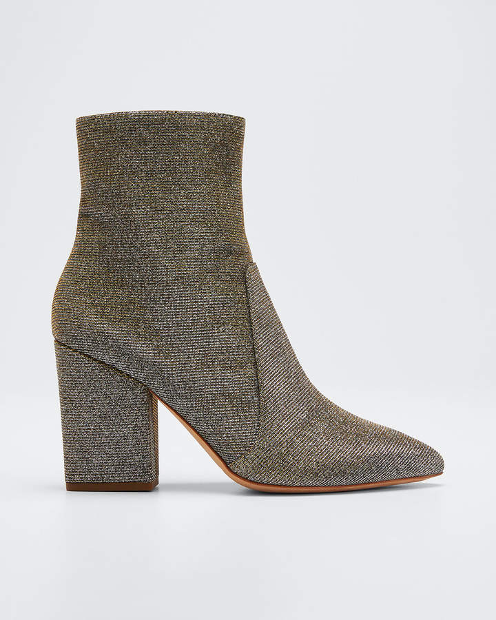 isla slim ankle bootie