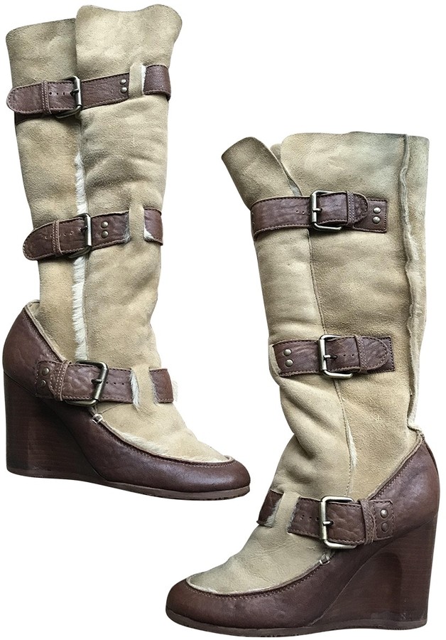 fendi fur boots