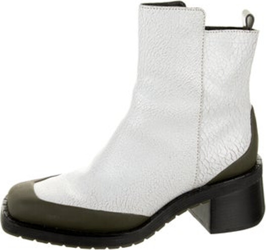 Tory Burch Leather Ankle Boots Green Square-Toes Concealed Zip Closure at Sides Includes Dust Bag Designer