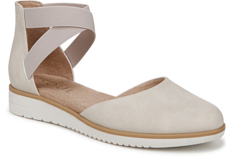 Soul Naturalizer Women's Intro Round Toe Slip On Low Wedge Flats