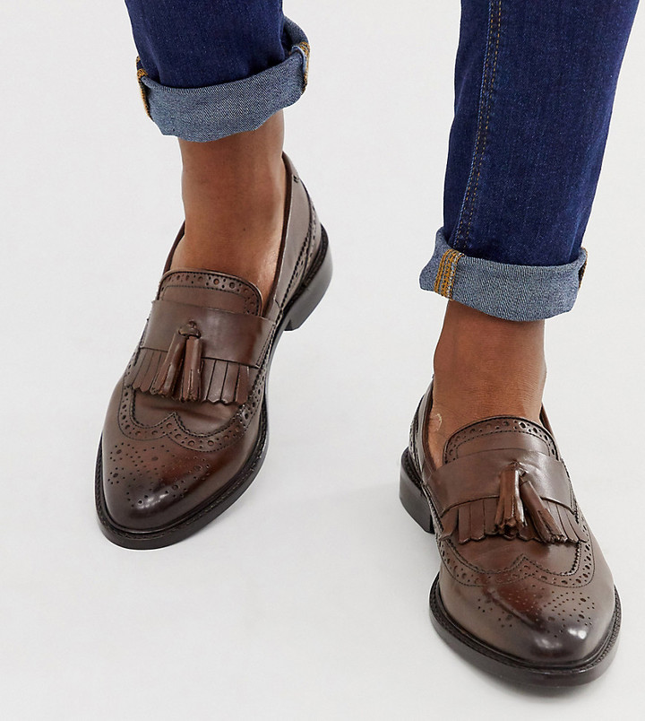 ASOS DESIGN Wide Fit loafers in brown 
