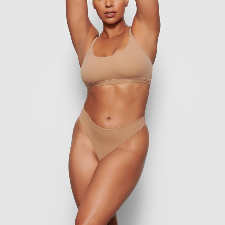 SKIMS Fits Everybody Scoop Bralette | Sienna