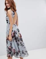 Thumbnail for your product : Hope and Ivy Hope & Ivy midi dress in floral print