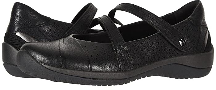 Earth Newton (Black Old) Women's Shoes 