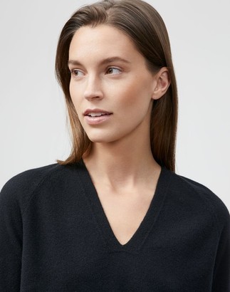 Lafayette 148 New York Plus-Size KindCashmere Raglan Sleeve V-Neck Sweater
