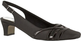 easy street kristen pump