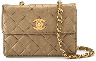 Chanel Pre Owned 1990 Mini Diamond Quilted Chain Crossbody Bag