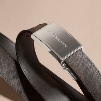 Burberry Reversible Smoked Check and Leather Plaque Belt