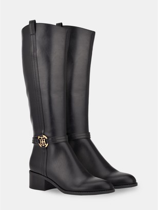 tommy hilfiger croc boots