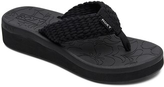 Roxy brown wedge flip flops | Wedge flip flops, Brown wedges, Roxy shoes