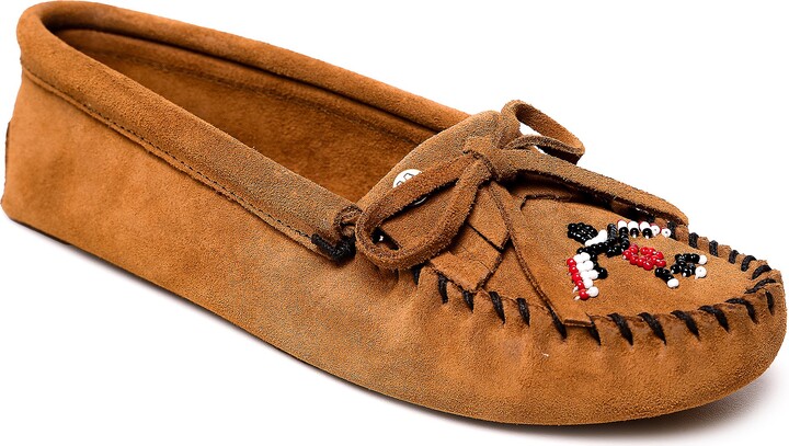 Minnetonka Women's Thunderbird Animikii Softsol e Moccasins