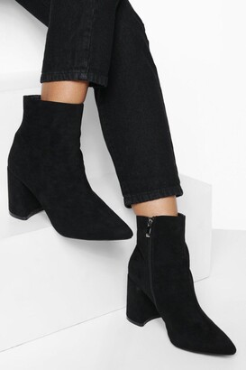 boohoo Wide Fit Block Heel Pointed Boots