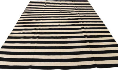 Isabelline Noor Black and White Rug