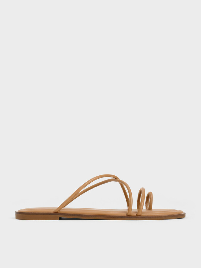 Reformation Ludo Toe Ring Strappy Flat Sandals 9 in Black | Lyst