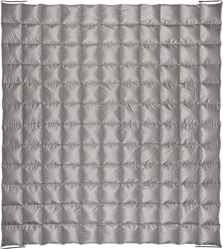 Western Mountaineering Cloud 9 Comforter