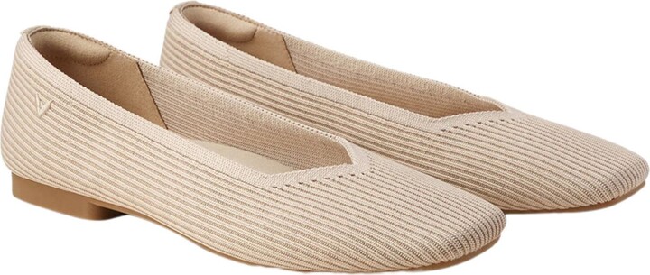 VIVAIA Square-Toe V-Cut Flats