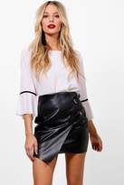 Thumbnail for your product : boohoo Contrast Flare Sleeve Woven Top