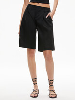 Thumbnail for your product : Alice + Olivia Eric Low Rise Linen Bermuda Short