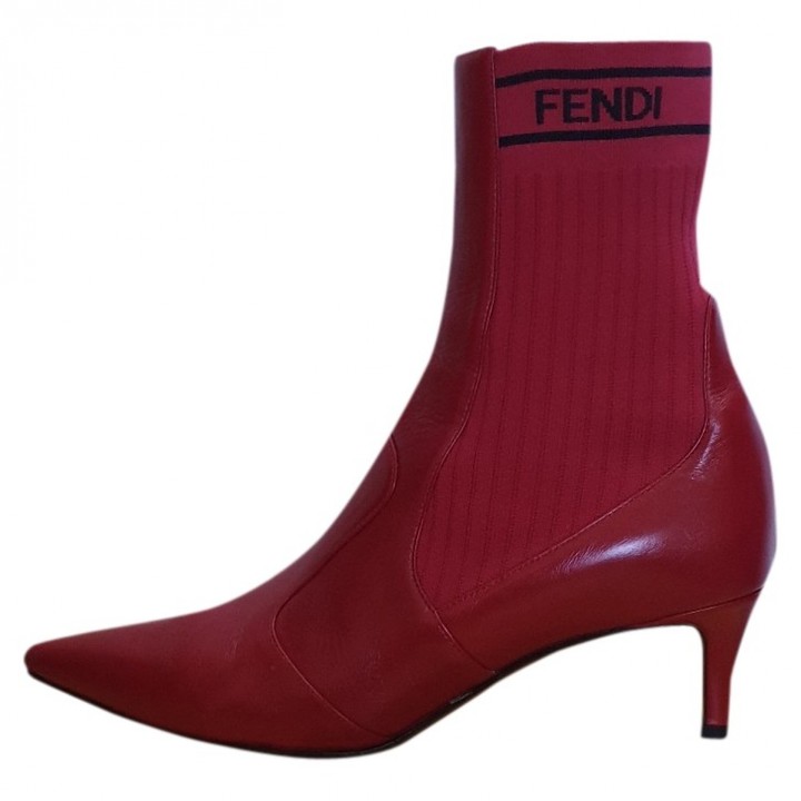 fendi boots red