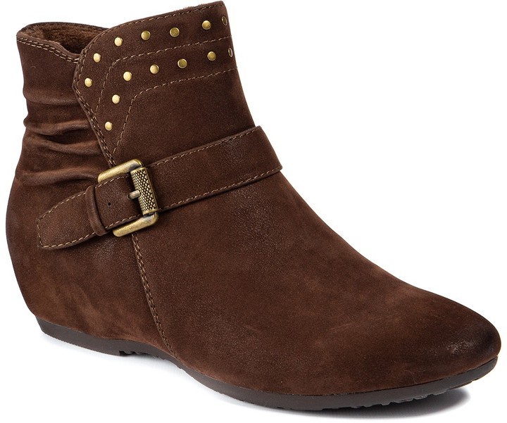 baretraps pepper wedge bootie