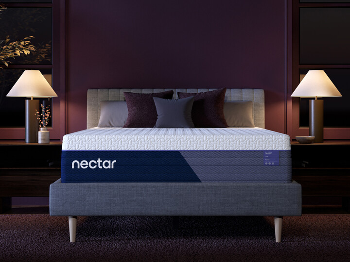Nectar Luxe 14" Medium Hybrid Mattress