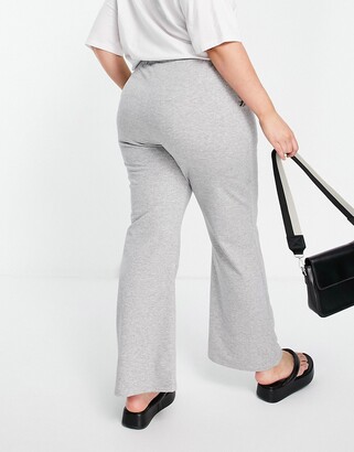 ASOS Curve DESIGN Curve flare trackies with pintuck in grey marle