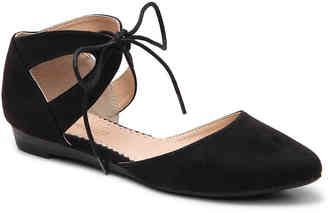 Restricted Women's Lily Flat -Black