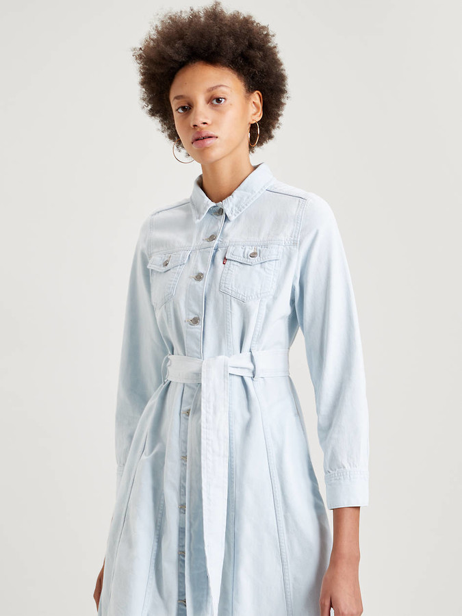 levi's iconic western dress