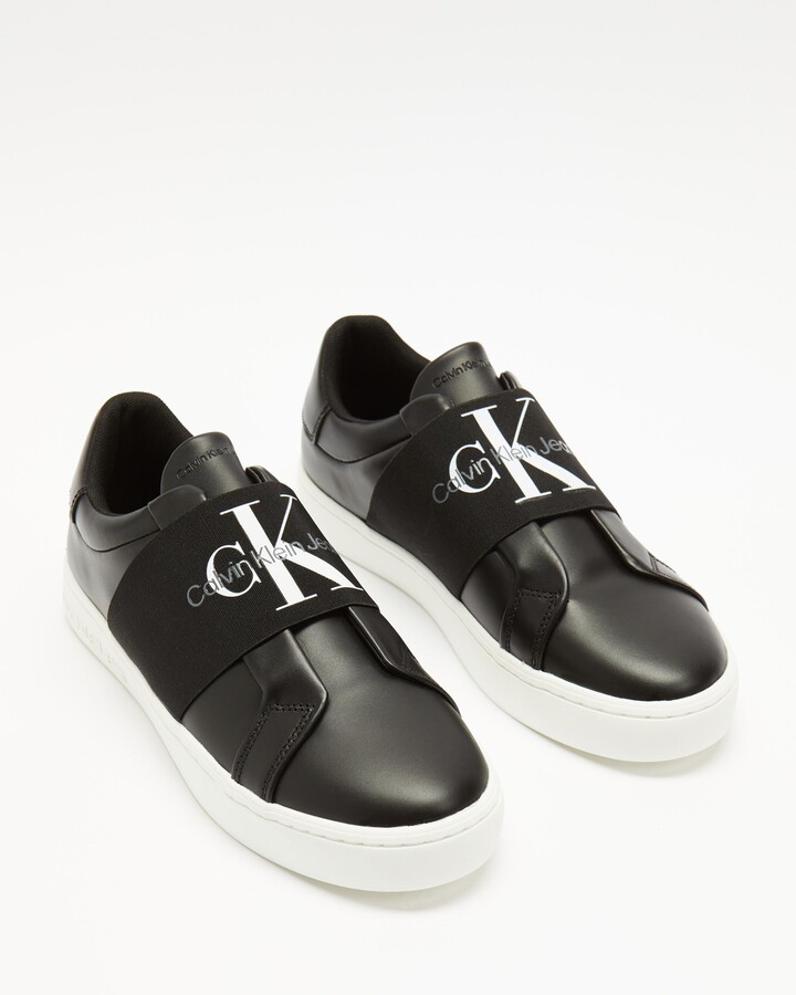 calvin klein women's clarine sneakers