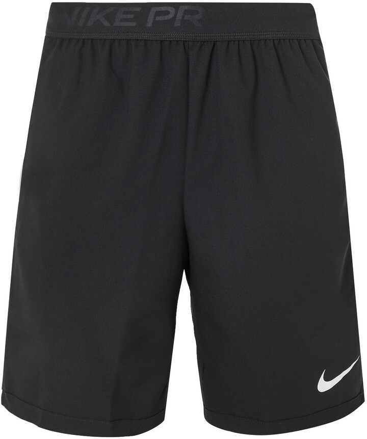 nike dri fit shorts zipper pockets