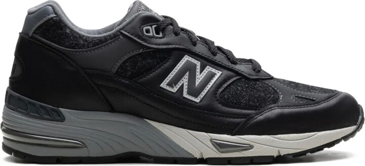 New Balance 991 Sneakers