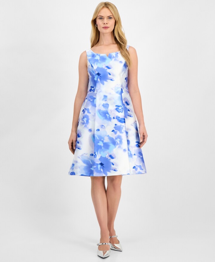 Connected Women's Scoop-Neck Satin Pleated-Waist Dress