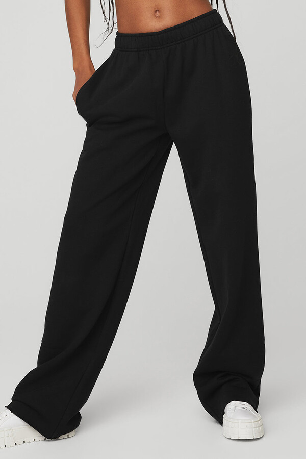 Alo Yoga  Puddle Sweatpant in Black, Size: Large - ShopStyle
