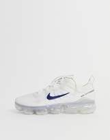 Thumbnail for your product : Nike White and Navy Vapormax world cup 2019 trainers