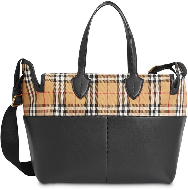 burberry baby bag