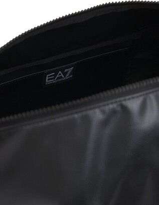 EA7 Emporio Armani 25l Train Core Gym Bag