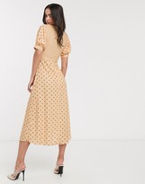 Thumbnail for your product : Closet London midi tea dress in mixed spot