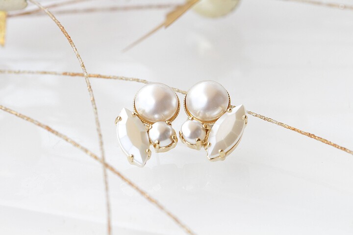 Etsy White Pearl Studs Pearl Bridal Earring Earrings Earrings For Bride Bridesmaid Pearls Wedding Jewelry Small Studs