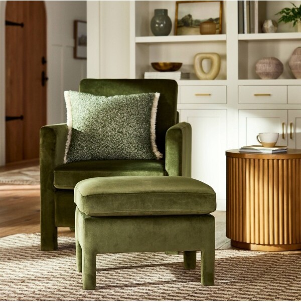 Threshold designed w/Studio McGee BellfieldFullyUpholsteredOttomanOliveGreenVelvet-Threshold™designedwithStudioMcGeeFullyAssembled