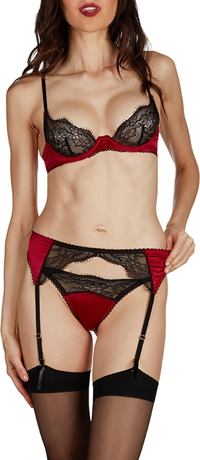 Me Moi Chloe Underwire Bra, Bikini & Garter Belt Set
