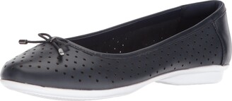 clarks navy flats
