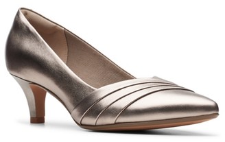 clarks silver pumps