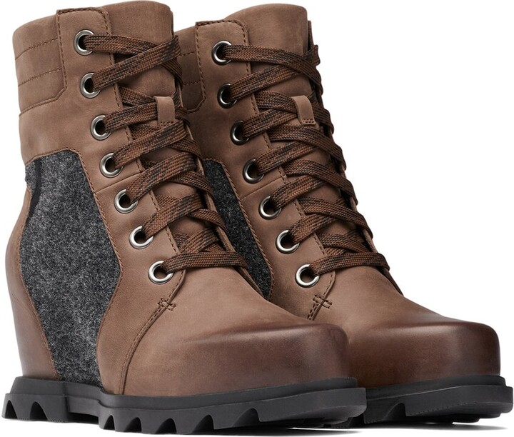 sorel lexie wedge ankle boot